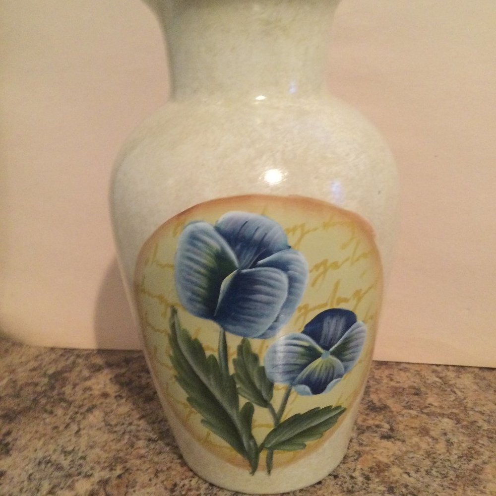 Sabre ceramic vase blue flowers 11" tall made in China